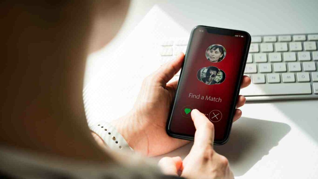 Online dating matching (person looking to match online using their smartphone)